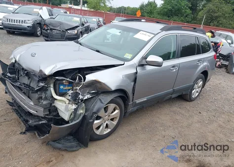 2010 Subaru Outback 3.6R Limited z USA, uszkodzony, nr VIN 4S4BRDJC8A2349472